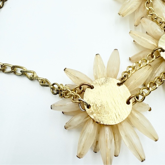 Gold Tone Light Pink Large Flower Statement Necklace - Picture 9 of 9